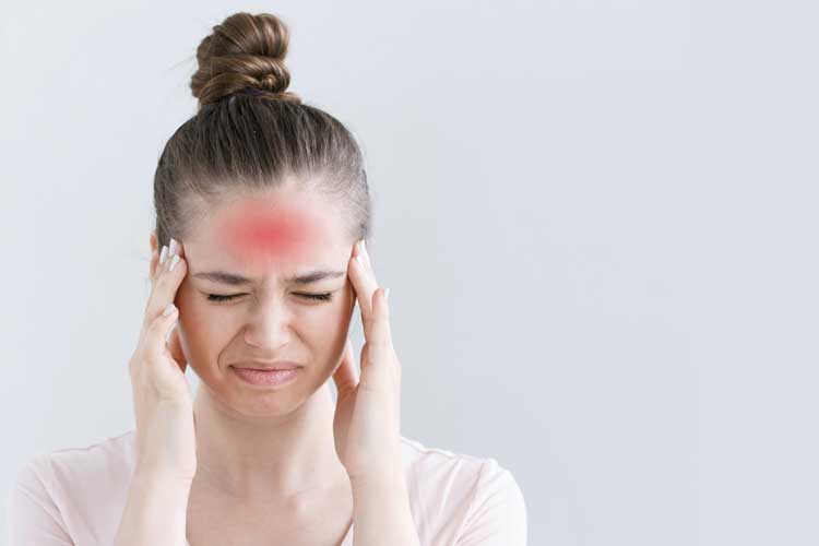 Khi bị đau đầu nhiều ngày, bạn sẽ cần lời khuyên từ bác sĩ