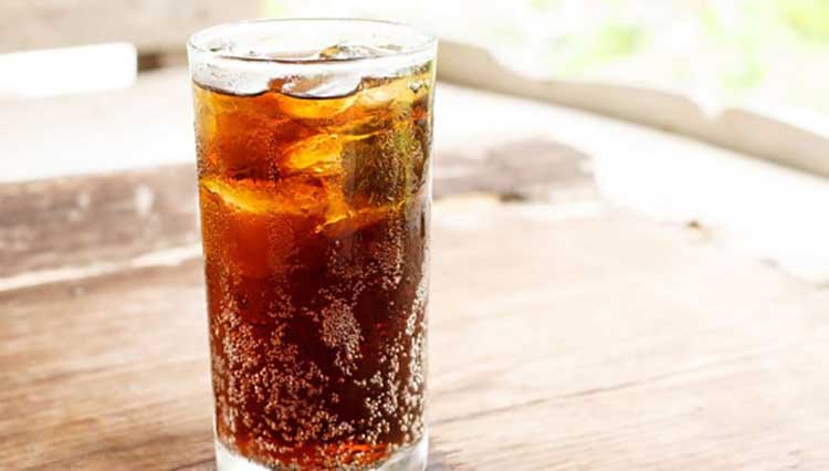 Tránh uống rượu, caffein và hút thuốc khi bị sốt xuất huyết