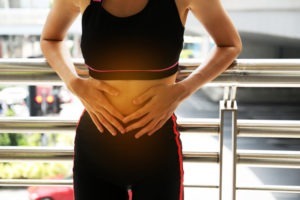 chữa trị đau cơ bụng