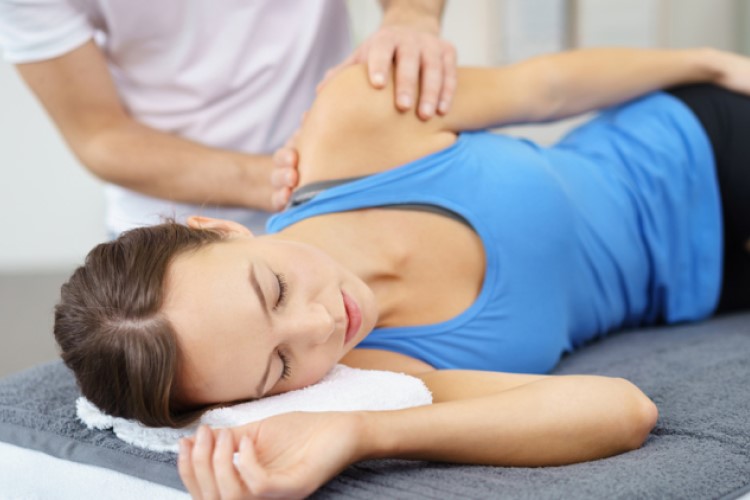 Điều trị đau cơ sau khi tập luyện sao cho hiệu quả?