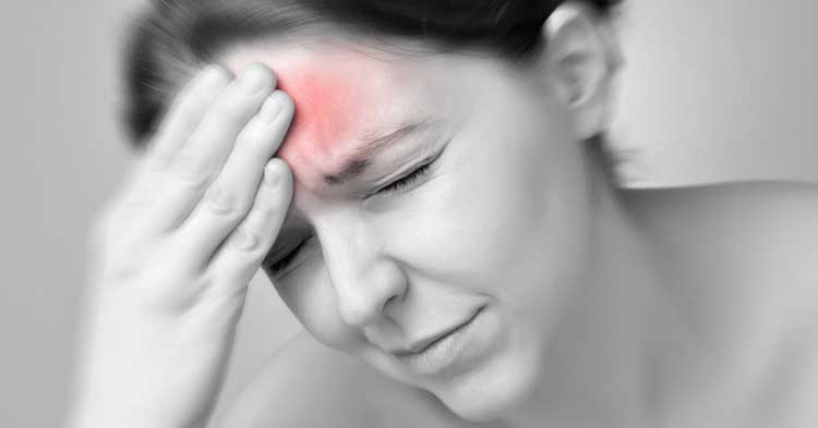 Đau đầu khi ngủ dậy là dấu hiệu không nên bỏ qua
