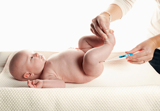 Tìm hiểu nguyên nhân bé bị sổ mũi xanh để có phương pháp điều trị phù hợp