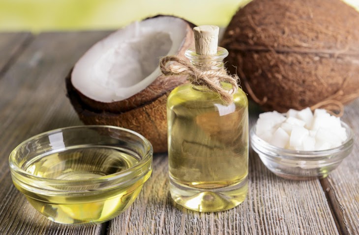 Dầu dừa có công dụng cải thiện tình trạng ngứa hiệu quả