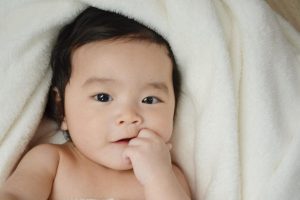 Hút mũi cho trẻ sơ sinh phải đúng cách