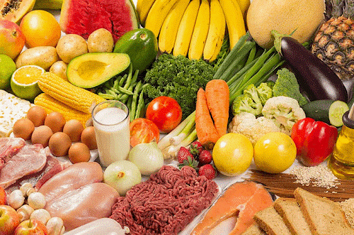 Dinh dưỡng đầy đủ giúp bé hạn chế bị nhiễm bệnh