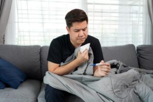 Kiểm tra ngay khi có triệu chứng nghi mắc COVID-19