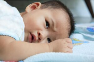 Sốt cao kéo dài ở trẻ gây nhiều biến chứng