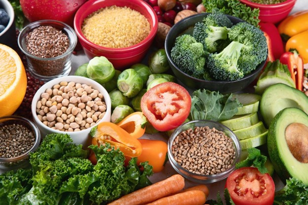 Nếu bé đang bị tiêu chảy có thể cho bé ăn cơm trắng, cháo hạt hay cháo xay.
