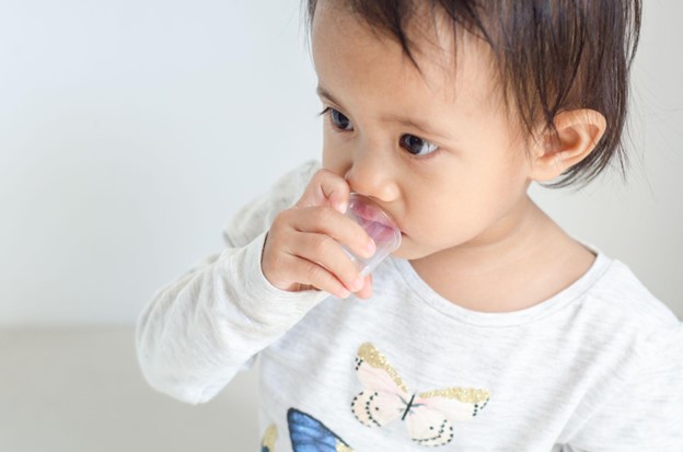 Bé bị ho sổ mũi uống thuốc gì?