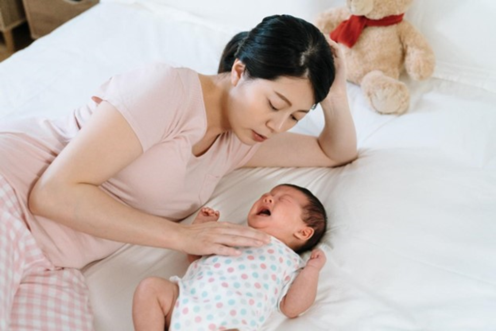 Nguồn dinh dưỡng từ sữa mẹ rất quan trọng với trẻ
