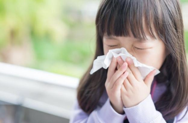 Hắt hơi, nghẹt mũi là triệu chứng cúm A