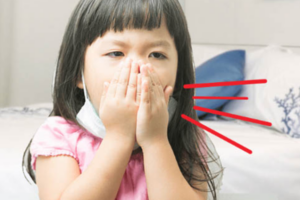 Bé sổ mũi có tự khỏi được không