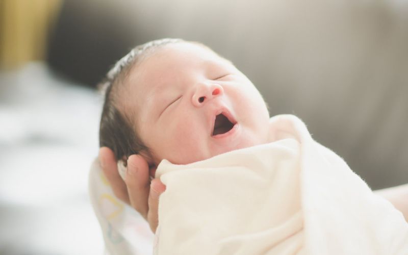 Khi nào trẻ sơ sinh bị ho nghẹt mũi cần phải đi gặp bác sĩ?