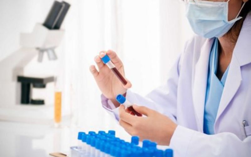 Những giai đoạn sốt xuất huyết ở người lớn