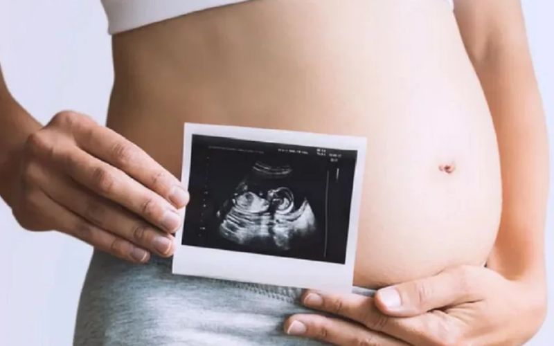 Thông thường thời kỳ mang thai cũng hay xảy ra tình trạng đau bụng trên bên phải