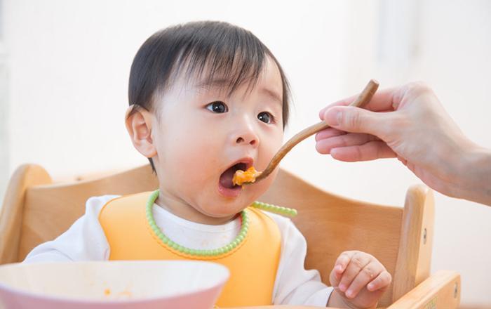 Dinh dưỡng hợp lý cho bé