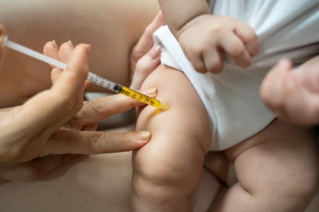 Tiêm ngừa cho bé càng sớm sẽ giúp bé phòng bệnh hiệu quả