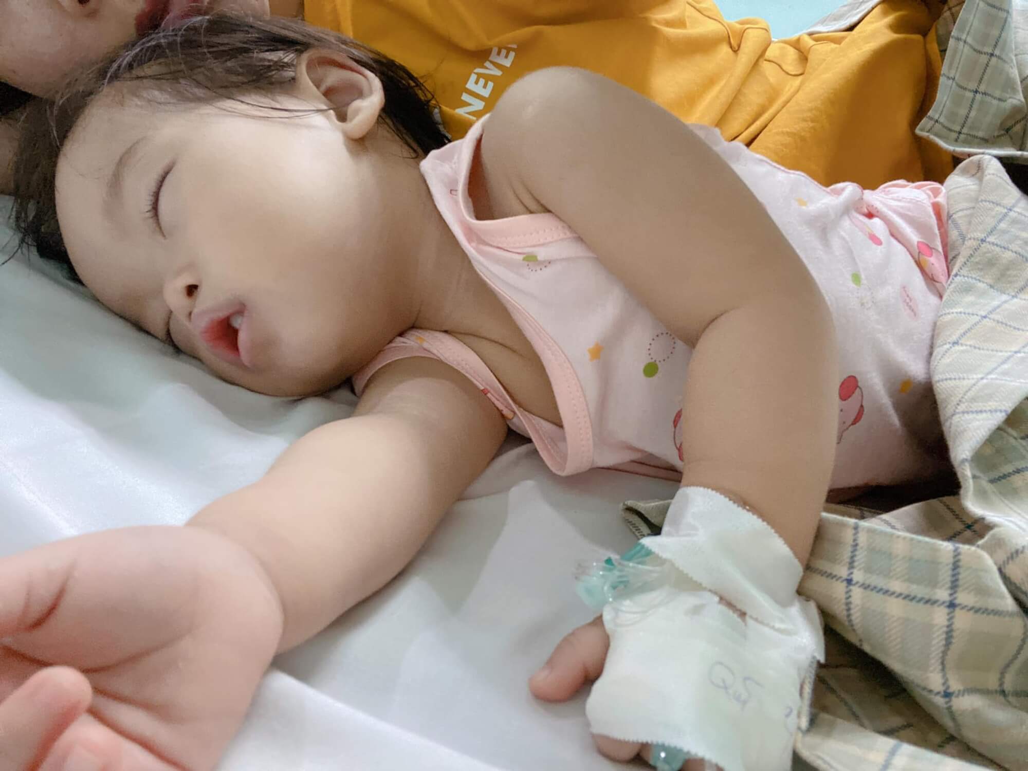 Sốt adeno có nguy hiểm không