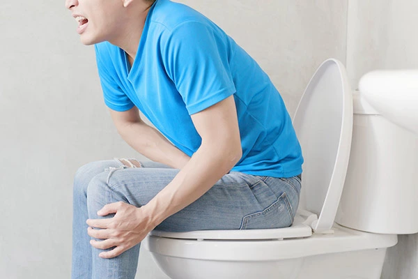 Người bệnh cần cân nhắc những trường hợp trở nặng để kịp thời đến bệnh viện.