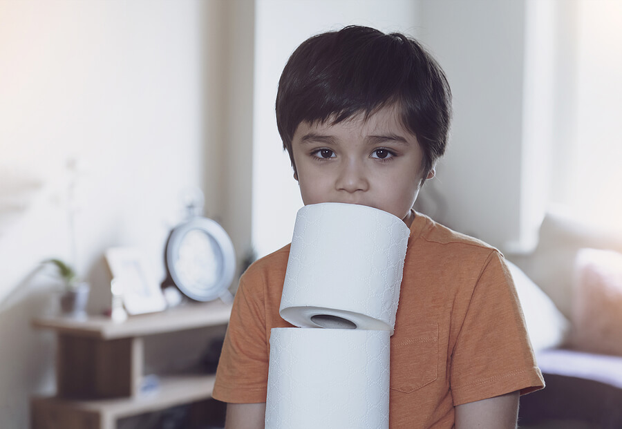 Có nhiều nguyên dân gây nên tình trạng trẻ 4 tuổi bị táo bón lâu ngày